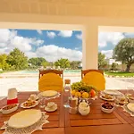 Trullo Adea Villa