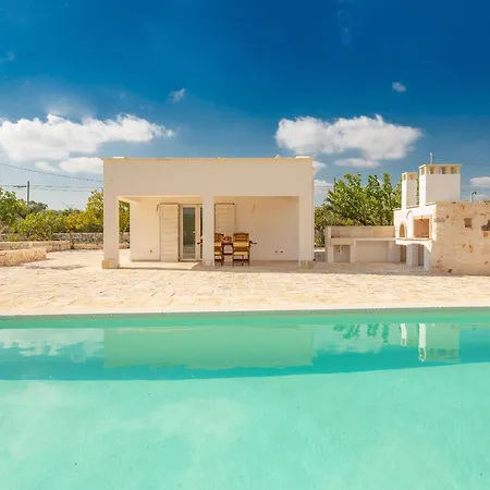 Trullo Adea Villa *